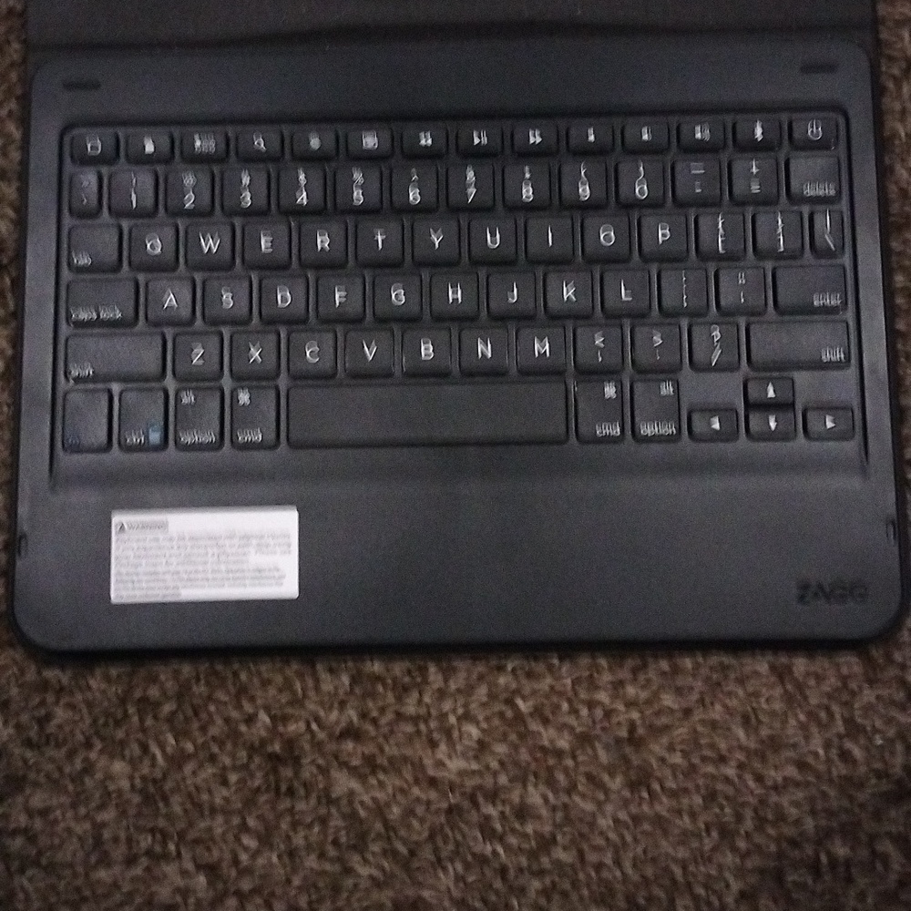 Zagg keyboard 11.2